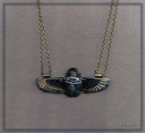 egyptian_winged_scarab_necklace_blue.jpg